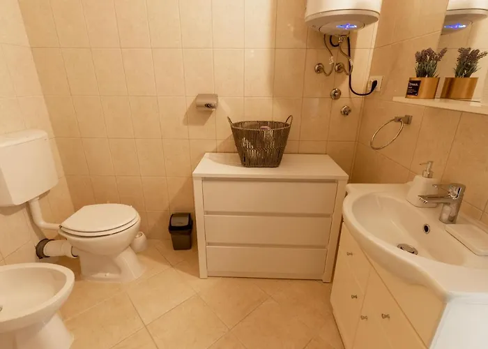 Luxury Stylish Bure Apartment *